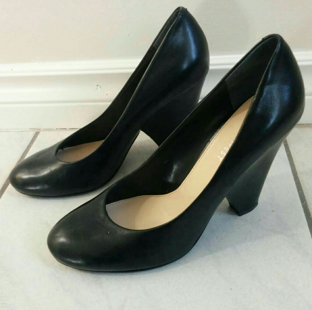 nine west pumps